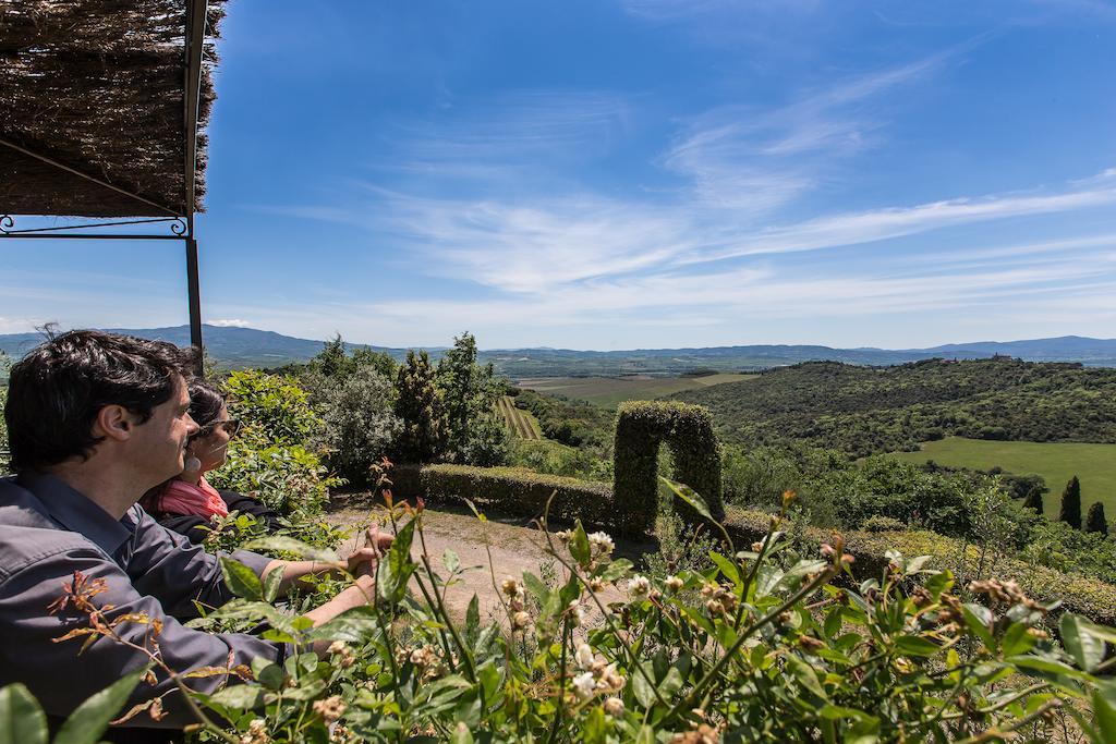 Argiano Dimore Wine Relais Kültér fotó