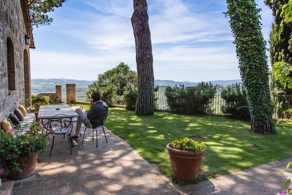 Argiano Dimore Wine Relais Kültér fotó